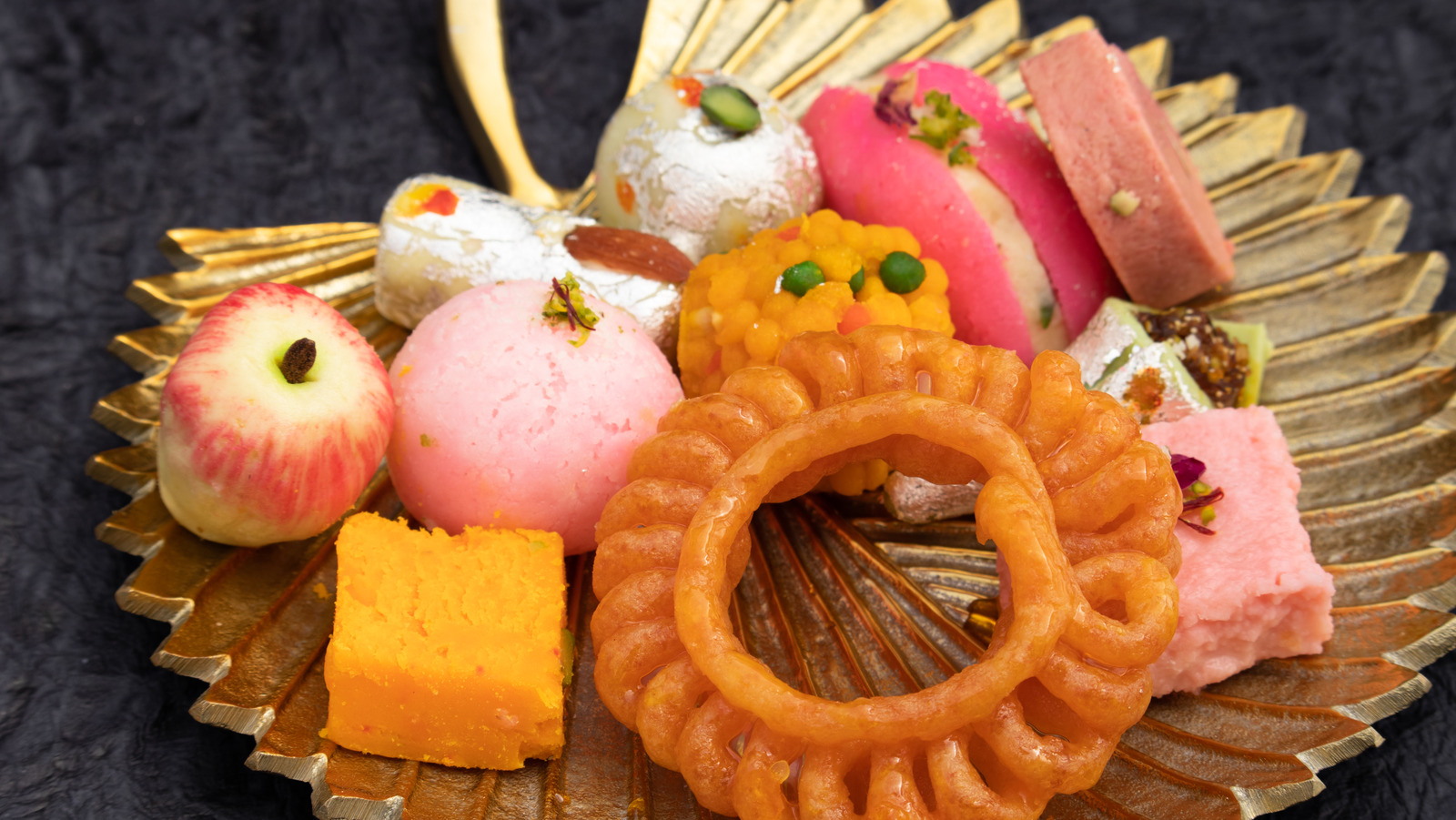 Indian Mithai Imarti Also Called Amitti, Amriti, Emarti, Omritti, Jahangir, Jhangiri, Jaangiri Is Spiral Jalebi Like Mithai Enjoyed On Holi, Diwali, Rakshabandhan, Janmashtami, Navaratri, Puja, Rakhi