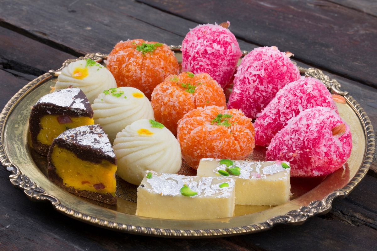 How to Select Quality Wholesale Sweets for Festivals Punjab: Tips from Experts